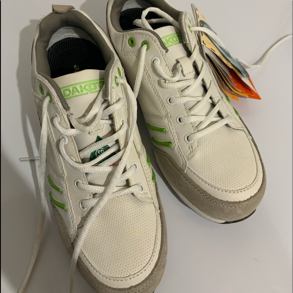 New. Dakota Ladies Work Shoes Steel Toe